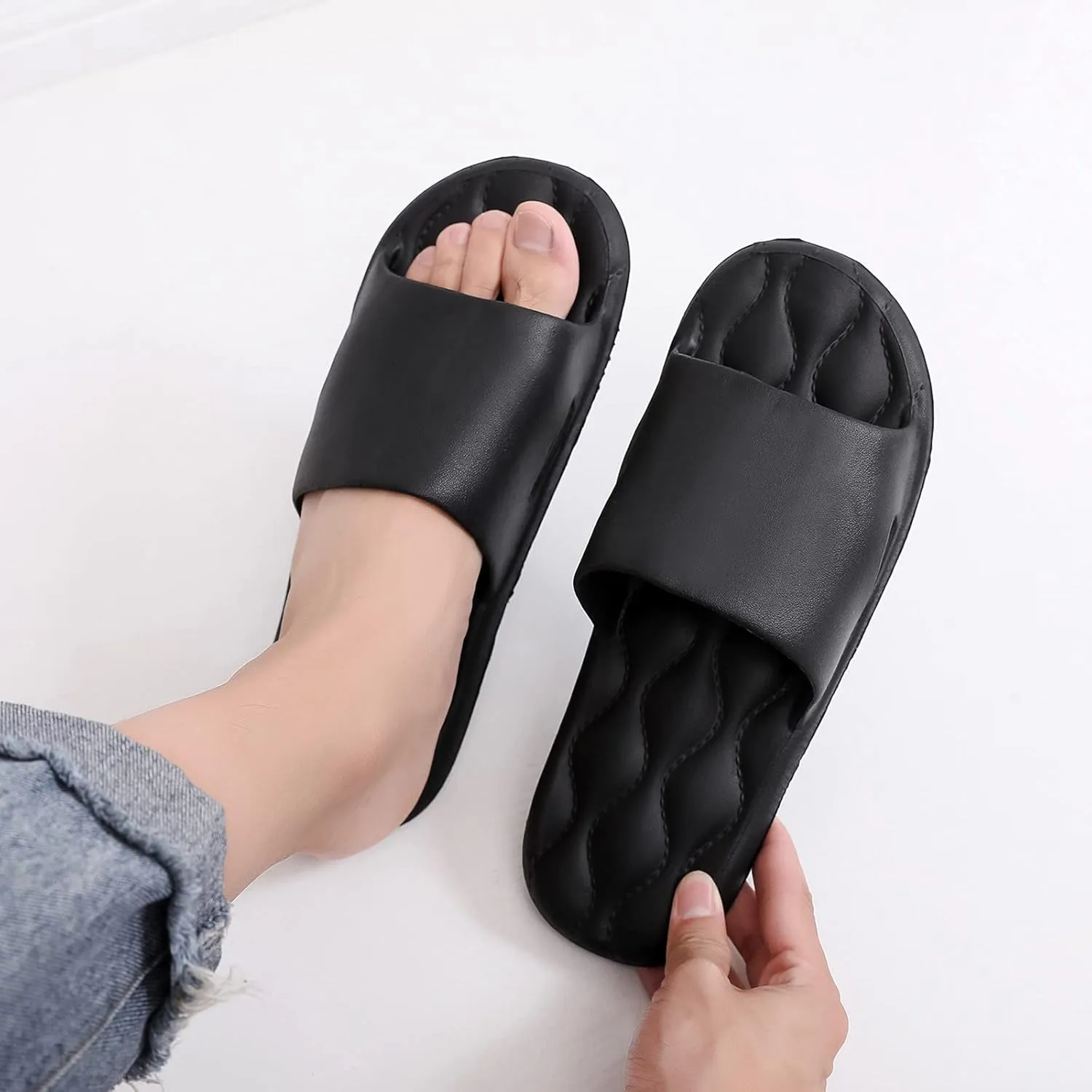 Shower Slippers for Men Indoor Slippers for Men Shower Bathroom Sandals Pillow Women and Womens Shoes Bathroom House and Pool Sandals Flip Flops Women