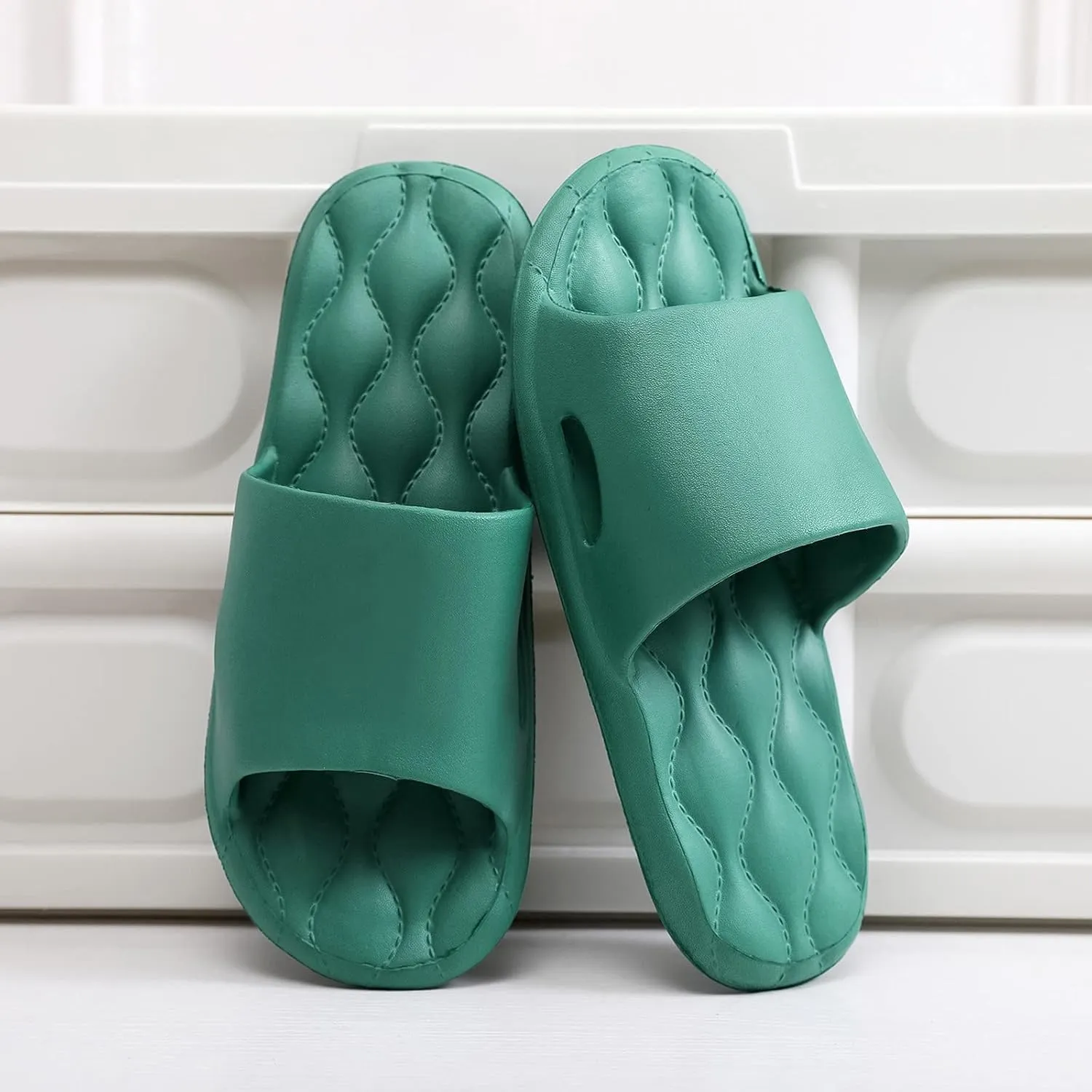 Shower Slippers for Men Indoor Slippers for Men Shower Bathroom Sandals Pillow Women and Womens Shoes Bathroom House and Pool Sandals Flip Flops Women