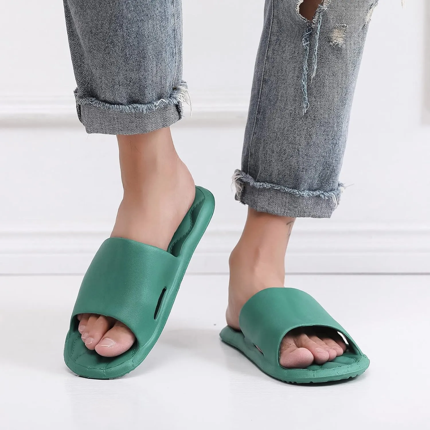 Shower Slippers for Men Indoor Slippers for Men Shower Bathroom Sandals Pillow Women and Womens Shoes Bathroom House and Pool Sandals Flip Flops Women