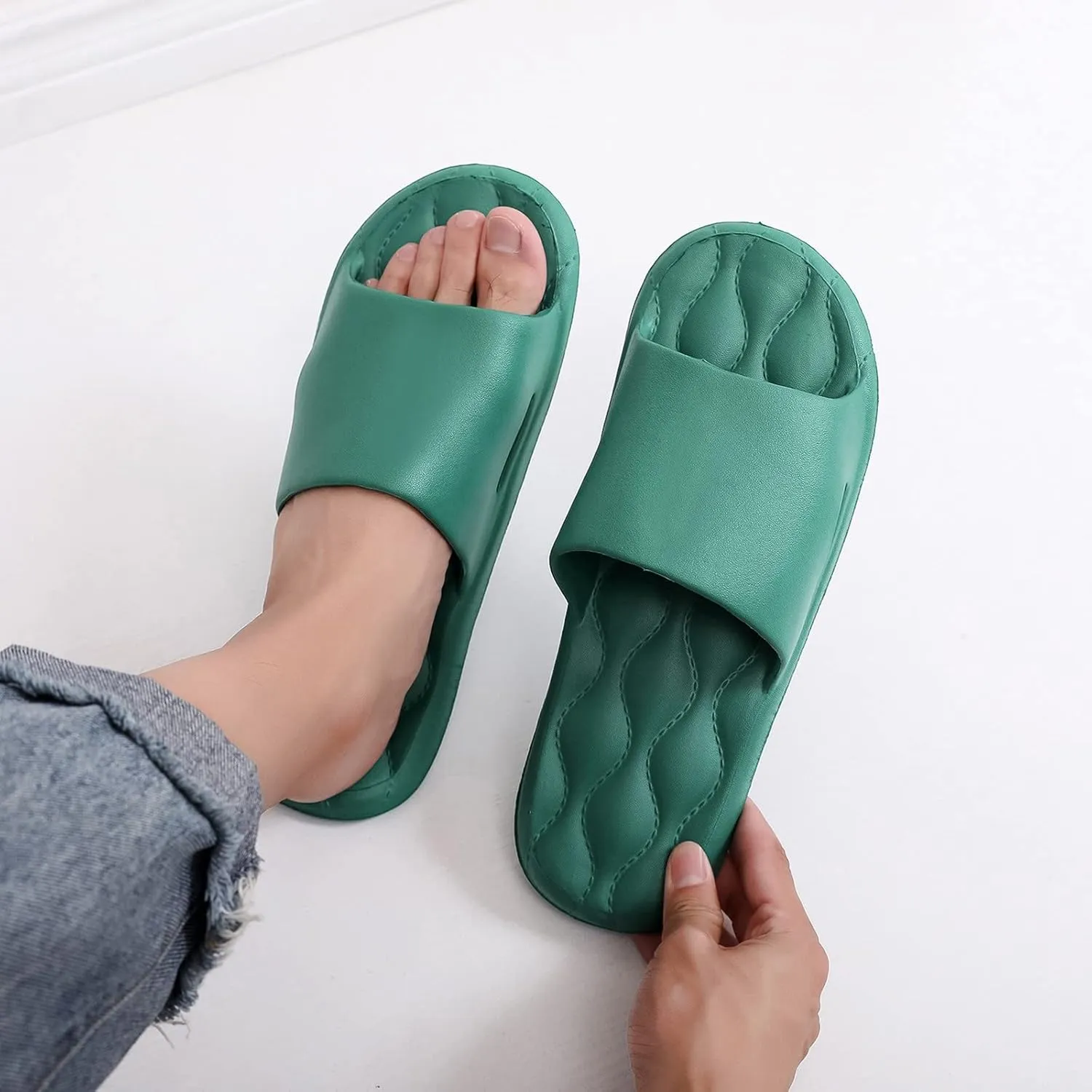 Shower Slippers for Men Indoor Slippers for Men Shower Bathroom Sandals Pillow Women and Womens Shoes Bathroom House and Pool Sandals Flip Flops Women